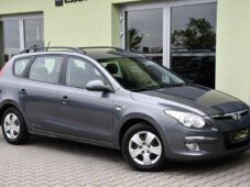 Hyundai i30 CW 1.4i 2xKOLA - 2
