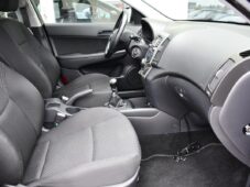 Hyundai i30 CW 1.4i 2xKOLA - 17