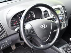 Hyundai i30 CW 1.4i 2xKOLA - 16