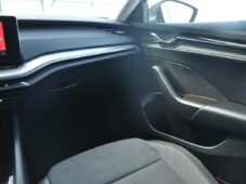 Škoda Octavia 2,0TDi DSG 110kw ACC - 24