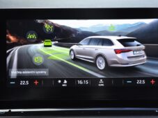 Škoda Octavia 2,0TDi DSG 110kw ACC - 41