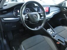 Škoda Octavia 2,0TDi DSG 110kw ACC - 8