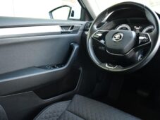 Škoda Superb 2,0TDi DSG ČR WEBASTO 1M TAŽNÉ - 22