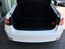 Škoda Superb 2,0TDi DSG ČR WEBASTO 1M TAŽNÉ - 44