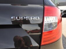 Škoda Superb 2,0TDI 4×4 ELEGANCE REZERVACE - 54