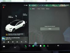 Tesla Model 3 LONG RANGE DUAL MOTOR TAŽNÉ - 34