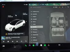 Tesla Model 3 LONG RANGE DUAL MOTOR TAŽNÉ - 42