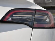 Tesla Model 3 LONG RANGE DUAL MOTOR TAŽNÉ - 54