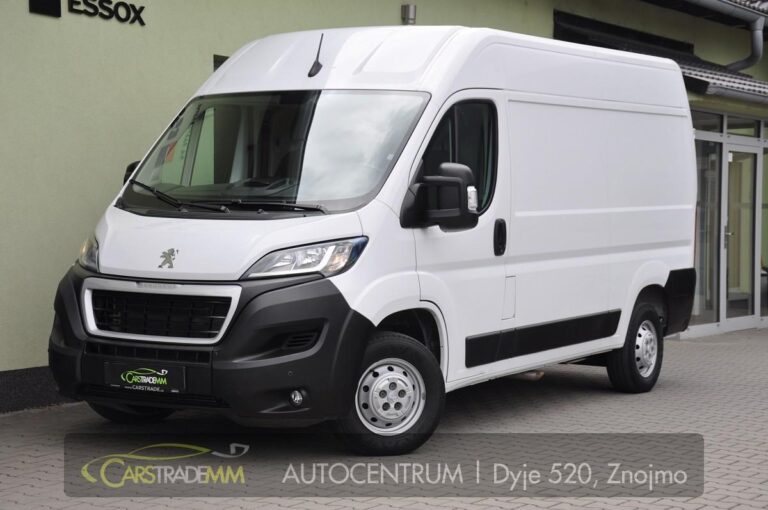 Peugeot Boxer 3300 L2H2 2.2 BlueHDi 140k - 1