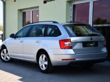 Škoda Octavia 1,6TDI DSG NAVI CARPLAY - 2