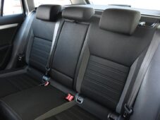 Škoda Octavia 1,6TDI DSG NAVI CARPLAY - 20