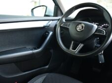 Škoda Octavia 1,6TDI DSG NAVI CARPLAY - 22