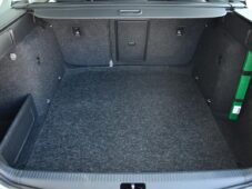 Škoda Octavia 1,6TDI DSG NAVI CARPLAY - 43