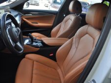 BMW Řada 5 530xD M-SPORT LASER HUD - 10