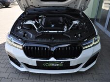 BMW Řada 5 530xD M-SPORT LASER HUD - 53