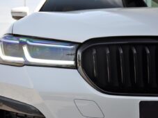 BMW Řada 5 530xD M-SPORT LASER HUD - 58