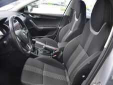 Škoda Octavia 2,0TDi STYLE & DYNAMIC ČR - 10
