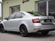 Škoda Octavia 2,0TDi STYLE & DYNAMIC ČR - 2