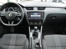Škoda Octavia 2,0TDi STYLE & DYNAMIC ČR - 21
