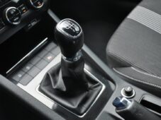 Škoda Octavia 2,0TDi STYLE & DYNAMIC ČR - 33