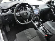 Škoda Octavia 2,0TDi STYLE & DYNAMIC ČR - 8