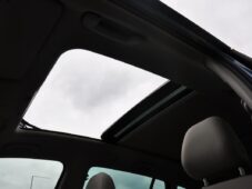 Volkswagen Golf Sportsvan 1,6TDI DSG PANORAMA NAVI - 46