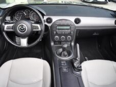 Mazda MX-5 1,8i MIRAI FL RC HARDTOP KŮŽE - 23