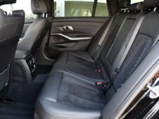 BMW Řada 3 320d xDrive M-SPORT ZÁRUKA 1M - 18