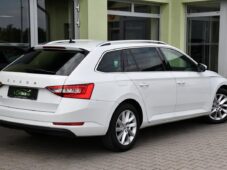 Škoda Superb 2.0TDi ACC NAVI CARPLAY - 3