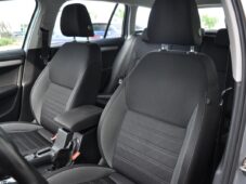 Škoda Octavia 1,6TDi DSG NAVI CARPLAY - 11