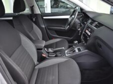 Škoda Octavia 1,6TDi DSG NAVI CARPLAY - 13