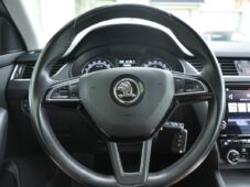 Škoda Octavia 1,6TDi DSG NAVI CARPLAY - 26