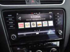 Škoda Octavia 1,6TDi DSG NAVI CARPLAY - 30