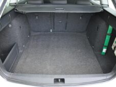 Škoda Octavia 1,6TDi DSG NAVI CARPLAY - 45