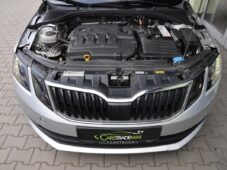 Škoda Octavia 1,6TDi DSG NAVI CARPLAY - 48