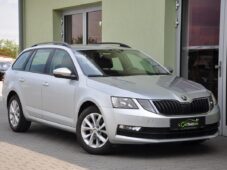 Škoda Octavia 1,6TDi DSG NAVI CARPLAY - 6