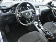Škoda Octavia 1,6TDi DSG NAVI CARPLAY - 8