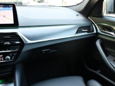 BMW Řada 5 530d xD M-SPORT TAŽNÉ ČR - 7