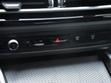 BMW Řada 4 420xD M-SPORT ČR 1.MAJ - 33