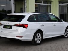 Škoda Octavia 2.0TDi 4X4 ACC LED NAV CARPLAY - 3