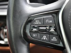 BMW Řada 5 530d xD LUXURY ZÁRUKA LASER - 23