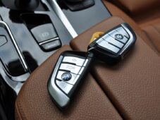 BMW Řada 5 530d xD LUXURY ZÁRUKA LASER - 46
