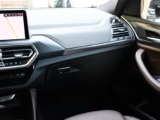 BMW X4 xDrive30d M-SPORT LED TAŽNÉ - 8