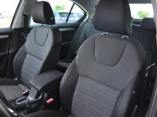 Škoda Octavia 2,0TDI STYLE DSG ACC NAVI ČR - 11