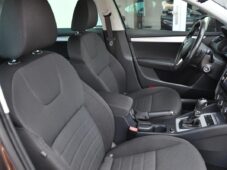 Škoda Octavia 2,0TDI STYLE DSG ACC NAVI ČR - 13