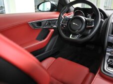 Jaguar F-Type 3,0V6 R-DYNAMIC REZERVACE - 16