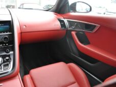 Jaguar F-Type 3,0V6 R-DYNAMIC REZERVACE - 18