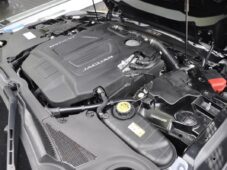 Jaguar F-Type 3,0V6 R-DYNAMIC REZERVACE - 45
