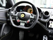 Ferrari GTC4 Lusso V12 DCT P-DISPLAY REZERVACE - 12