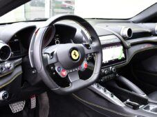 Ferrari GTC4 Lusso V12 DCT P-DISPLAY REZERVACE - 18